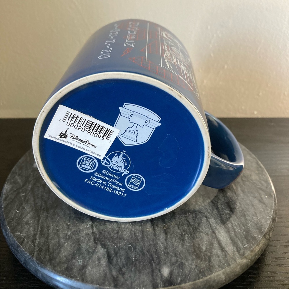Collectible Mug - Picture 5 of 5
